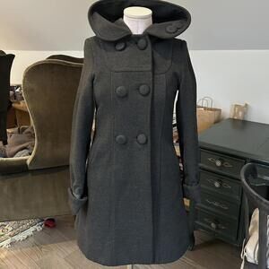 ADORABLE rare vintage grey peacoat with the cutest buttons!